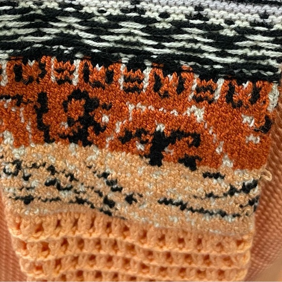 Free People In The Mix Cuff Thermal Top In Desert Orange Knit Crochet M NWT - Picture 4 of 6